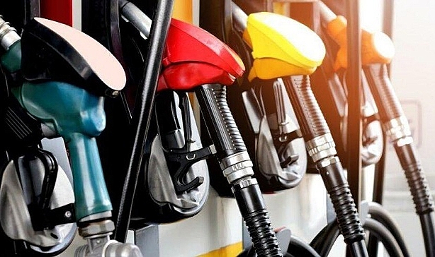 BENZİN VE MOTORİNE BU GECE ZAM VAR