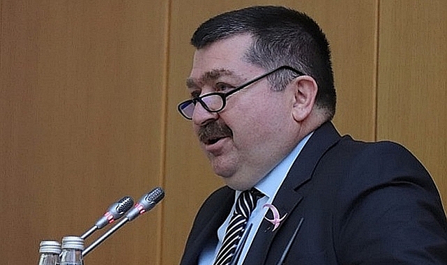 DÜZCE BELEDİYE MECLİSİ BAŞKAN VEKİLİ ALİ DİLBER BAYRAMINIZI KUTLUYOR