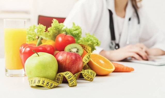 DÜZCE BELEDİYESİ ÜCRETSİZ DİYETİSYEN HİZMETİ BAŞLATTI