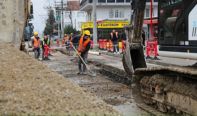 DÜZCE İÇME SUYU ŞEBEKESİ YENİLENİYOR
