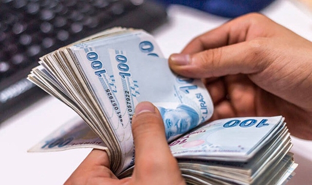 EMEKLİLERE BAYRAM İKRAMİYESİ ÖDEME TAKVİMİ BELLİ OLDU