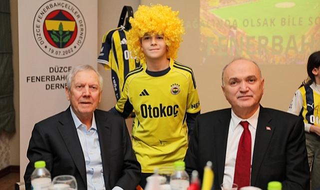 FENERBAHÇELİLER İFTARINA AZİZ YILDIRIM VE FARUK ÖZLÜ KATILDI