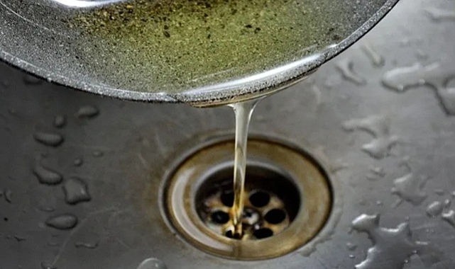 KULLANILMIŞ YAĞLARI LAVABOYA DÖKMEK YASAKLANIYOR