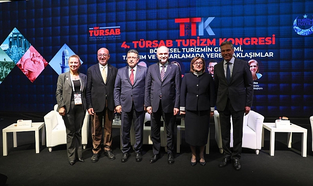 BAŞKAN ÖZLÜ TURİZM KONGRESİNE KATILDI