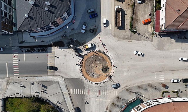 EMNİYET KAVŞAĞI YENİLENİYOR