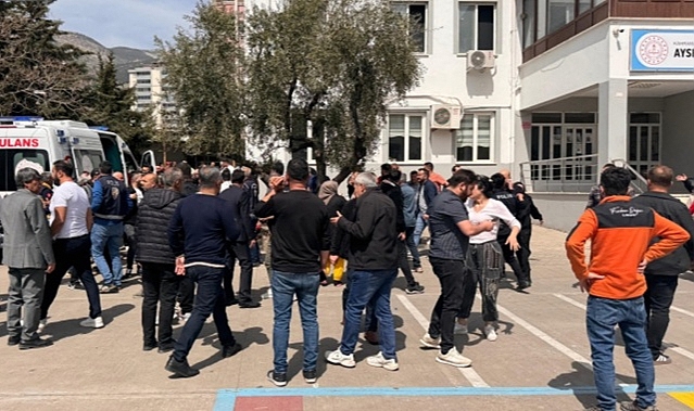 KAHRAMANMARAŞ'TAKİ OKUL SALDIRISINDA ÖLENLERİN SAYISI 10'A ÇIKTI