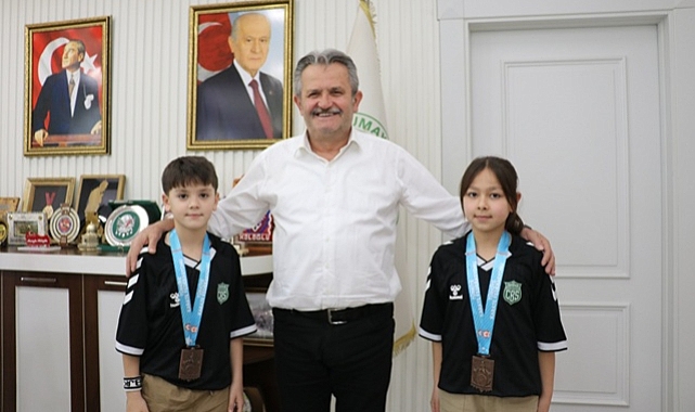 MUSTAFA KOLOĞLU BAŞARILI MİNİK KARETECİLERLE BULUŞTU