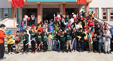 OTİZM FARKINDALIK GÜNÜ ETKİNLİĞİ DÜZENLENDİ