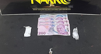 ÜNİVERSİTE ÇEVRESİNDE UYUŞTURUCU SATAN TORBACI YAKALANDI