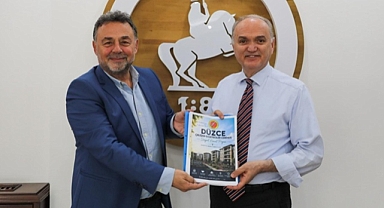 BAŞKAN ÖZLÜ’DEN GAZETECİLERE YÖNELİK SOSYAL KONUT PROJESİ’NE DESTEK