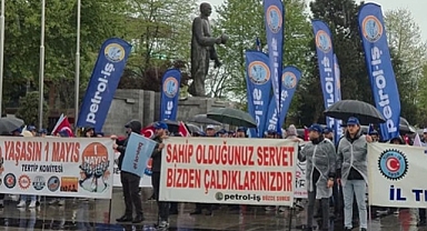 DÜZCE'DE 1 MAYIS COŞKUSU
