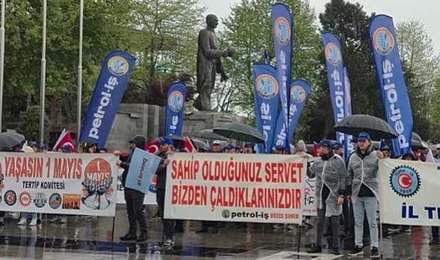 DÜZCE'DE 1 MAYIS COŞKUSU