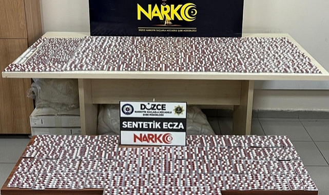 DÜZCE'DE 1 MİLYON LİRA DEĞERİNDE UYUŞTURUCU HAP ELE GEÇİRİLDİ