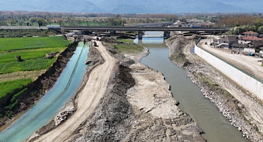 DÜZCE KÜÇÜK MELEN ÇAYI ISLAH ÇALIŞMALARI DEVAM EDİYOR