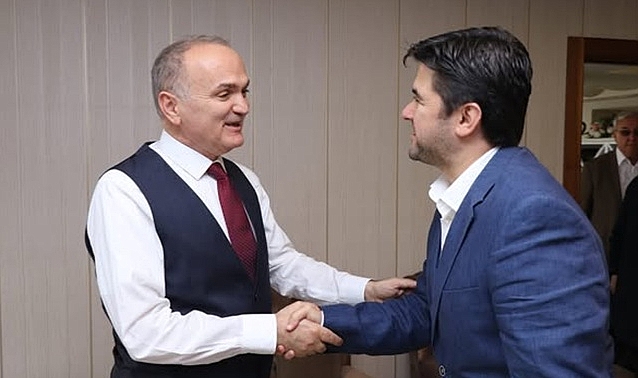 ÖZLÜ'DEN ER'E KAPAK!