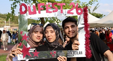 ÜNİVERSİTE FESTİVALİ RENKLİ GÖRÜNTÜLERE SAHNE OLUYOR