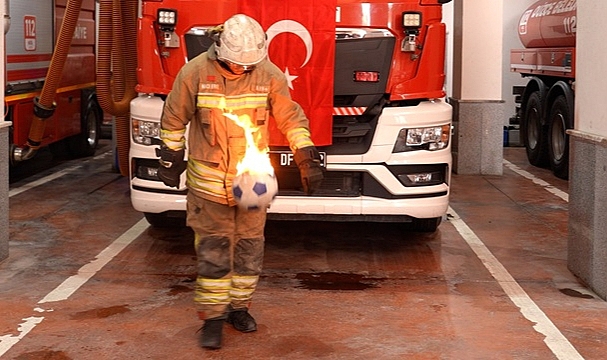 ATEŞLİ RÖVAŞATA TÜRKİYE VE DÜNYA GÜNDEMİNDE
