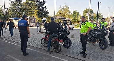 DÜZCE'DE MOTOSİKLET DENETİMLERİ ARTTI