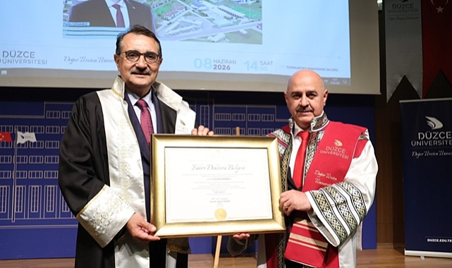 ESKİ ENERJİ BAKANI DÖNMEZ'E FAHRİ DOKTORA