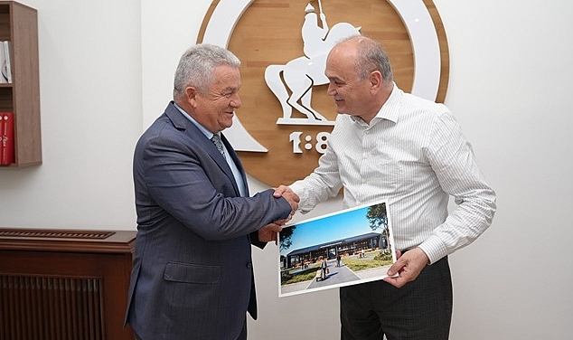 DÜZCE BELEDİYESİ’NDEN KAYNAŞLI BELEDİYESİ’NE DESTEK