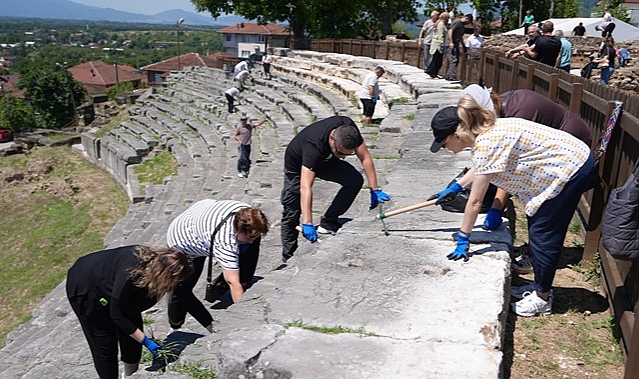 KONURALP ANTİK TİYATROSU RESTORASYONA HAZIRLANIYOR