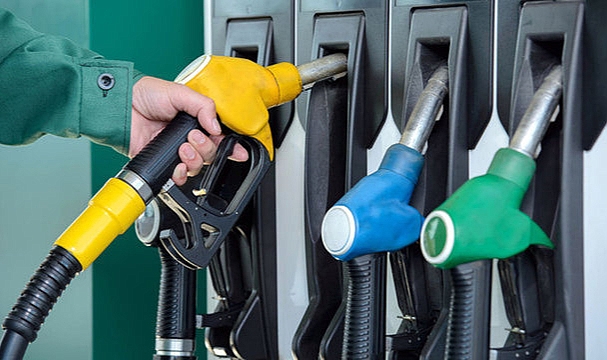 MOTORİNE PEŞPEŞE ZAM