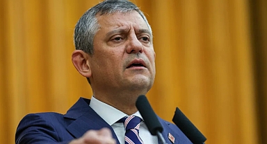 ÖZGÜR ÖZEL'DEN CHP'YE VEDA