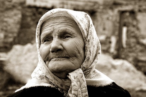 22 TANE ASIRLIK ÇINARIMIZ VAR