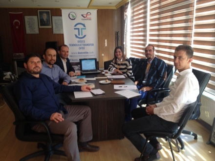 AKADEMİSYENLERE VE İŞ ADAMLARINA EĞİTİMLER DEVAM EDİLİYOR