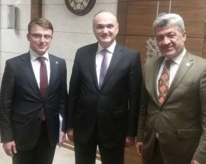 BAŞKAN YİĞİT'TEN BAKANA YIĞILCA RAPORU