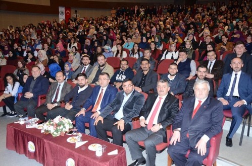 DURSUN ALİ ERZİNCANLI ŞİİRLERİYLE MEST ETTİ