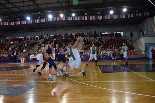 DÜZCE BELEDİYESPOR SON İKİ MAÇINA ÇIKACAK