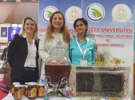 DÜZCE ÜNİVERSİTESİ TANITIM GÜNLERİNDE YER ALDI