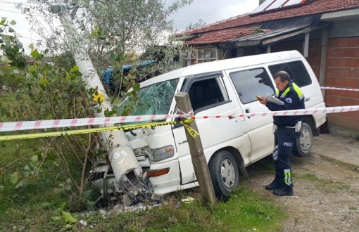 EVİN ÖNÜNDE OTURAN YAŞLI KADIN VE BEBEĞE ÇARPTI: 1 ÖLÜ