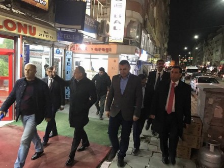 KELEŞ HAKKARİLİLERİ SELAMLADI