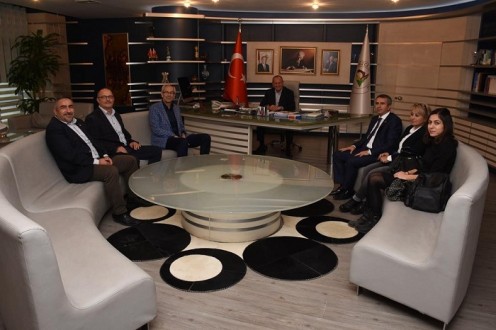 KELEŞ KOMŞU BAŞKANLARI AĞIRLADI