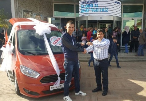 KREMPARK AVM'DAN 75 TL ALIŞVERİŞ YAPTI SIFIR OTOMOBİLİ KAPTI