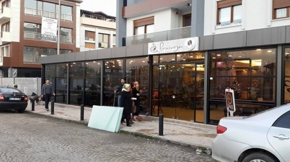 LAVİNYA CAFE’YE SİGARA CEZASI