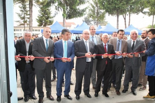 MERCEDES-BENZ TÜRK'TEN DÜZCE EML'YE BÜYÜK YATIRIM YAPTI