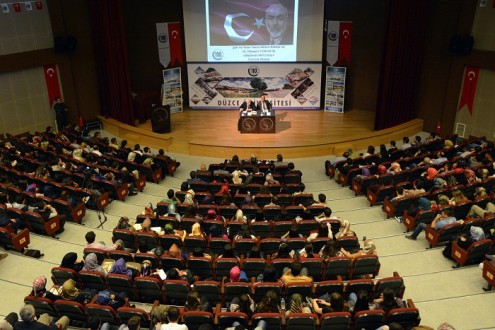 ŞAİR VE YAZAR YAVUZ BÜLENT BAKİLER, ÖĞRENCİLERLE BULUŞTU