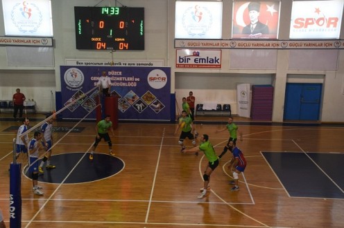 VOLEYBOL LİGİ TAMAMLANDI