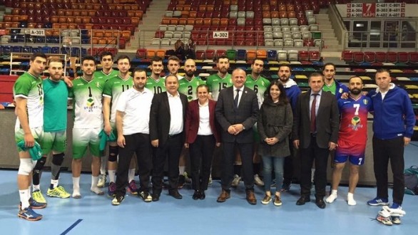 VOLEYBOLDA İLK 4'E KALDIK