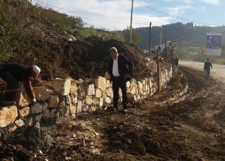 YIĞILCA BELEDİYESİ 10 KM TAŞ DUVAR YAPACAK